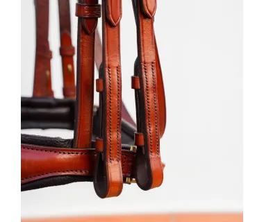 Cabezada Inglesa Anatómica V-LINE SADDLERY