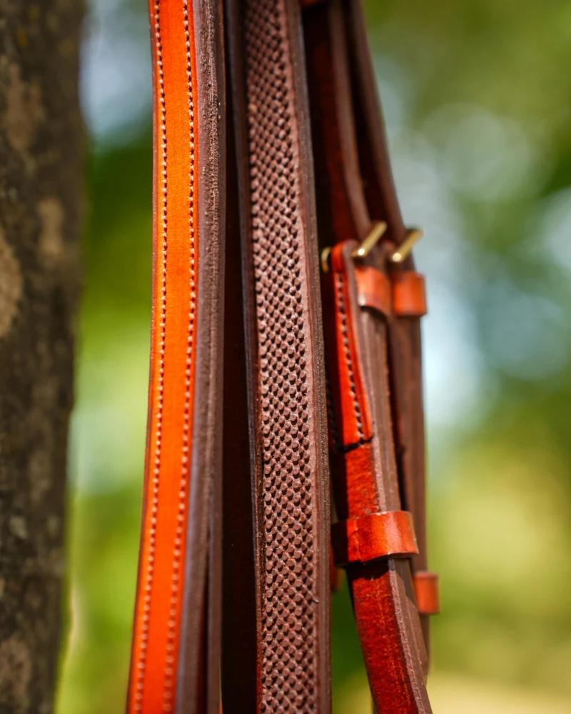 Cabezada Inglesa Anatómica V-LINE SADDLERY