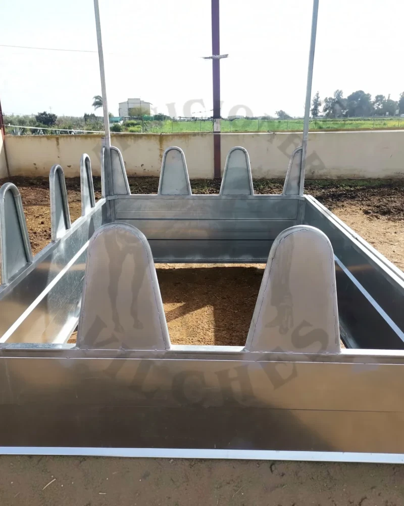 Forrajera de Suelo Rectangular de Acero Galvanizado | GV