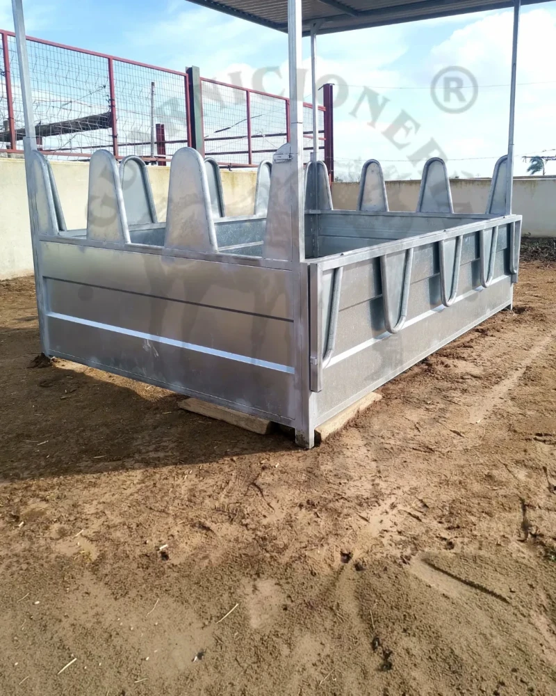 Forrajera de Suelo Rectangular de Acero Galvanizado | GV