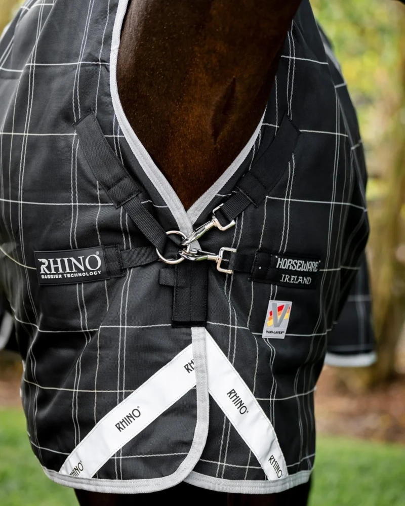 MANTA RHINO WUG TURNOUT EXTERIOR VL MEDIUM (250g)