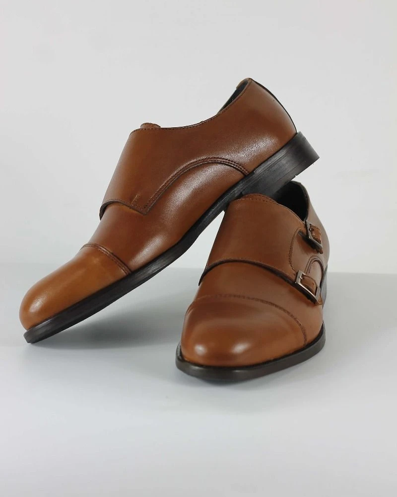 Zapato de Vestir de Hebilla Camel